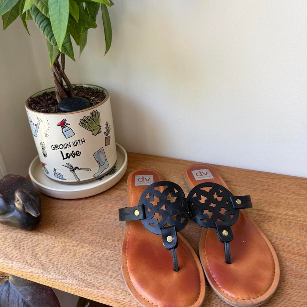 Dolce Vita Black Leather Sandals Size 8.5